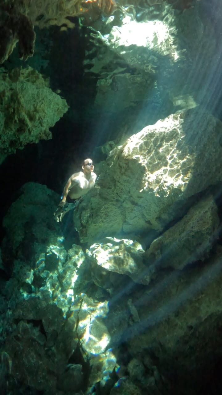 cenote dos ojos 8