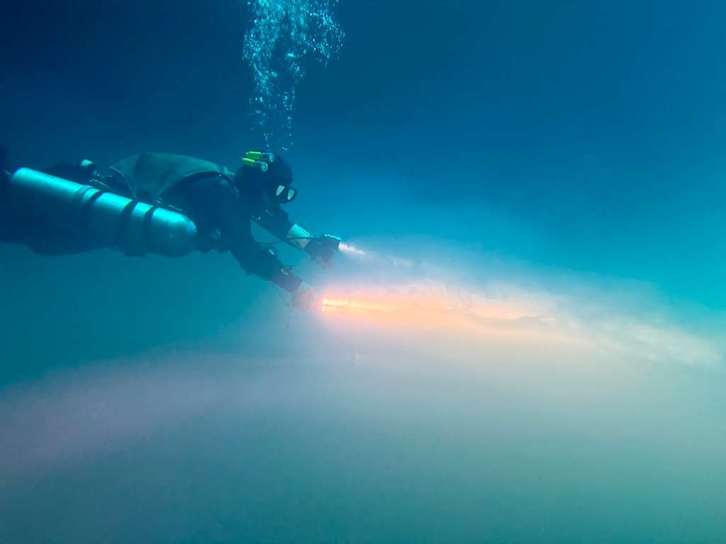 Cenote Dos Ojos Diving 2