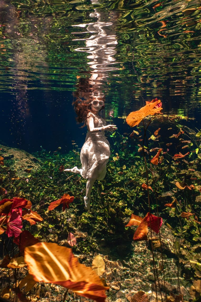 Cenote Underwater Photo Session